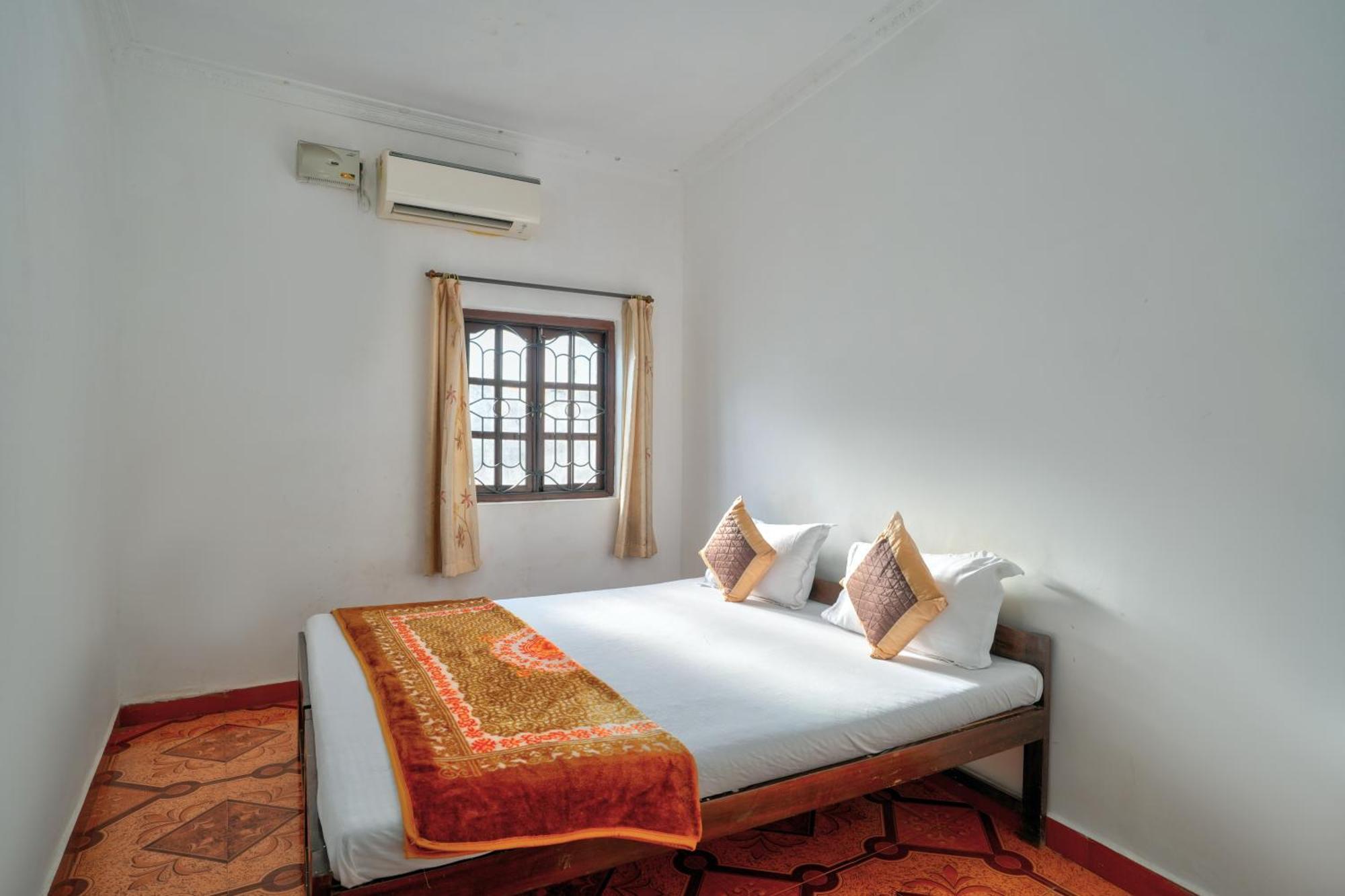 Om Sai Guest House Calangute Exterior photo
